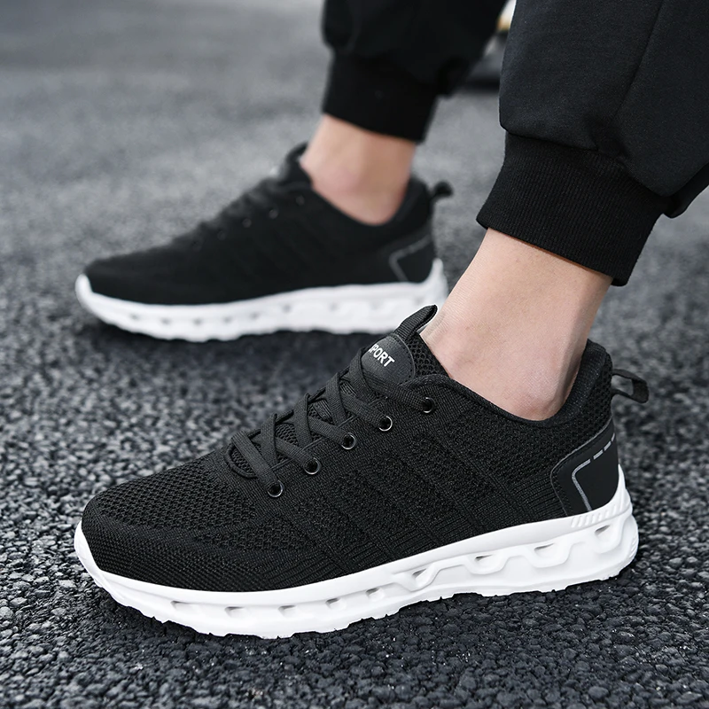 

Ultralight Running Shoes for Men Comfortable Breathable Men Sneakers Lace Up Sport Gym Trainers Tenis Masculino Big Size 39-48
