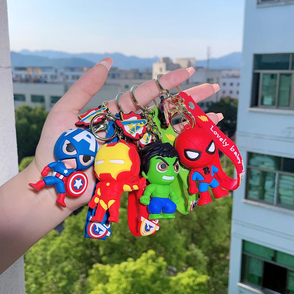 

Superhero Iron Man Figurine Modle Keychain The Avengers Hulk Spiderman Pendant Keyring for Men Backpack Keyholder Accessories