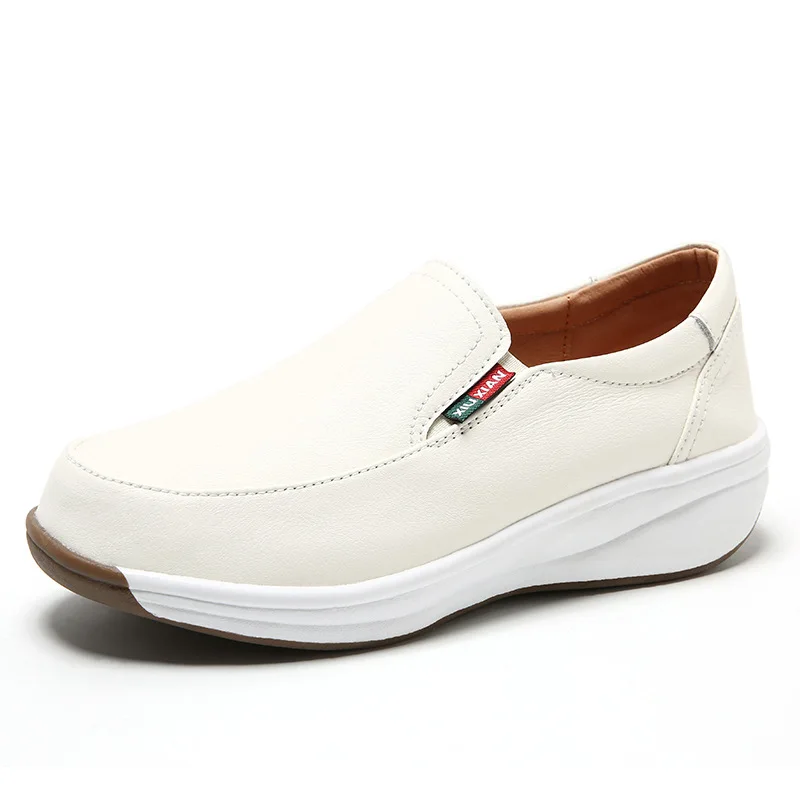 

Кожаные маленькие белые женские туфли Новинка 2022 женская обувь для спорта и отдыха универсальная Всесезонная Корейская версия туфель