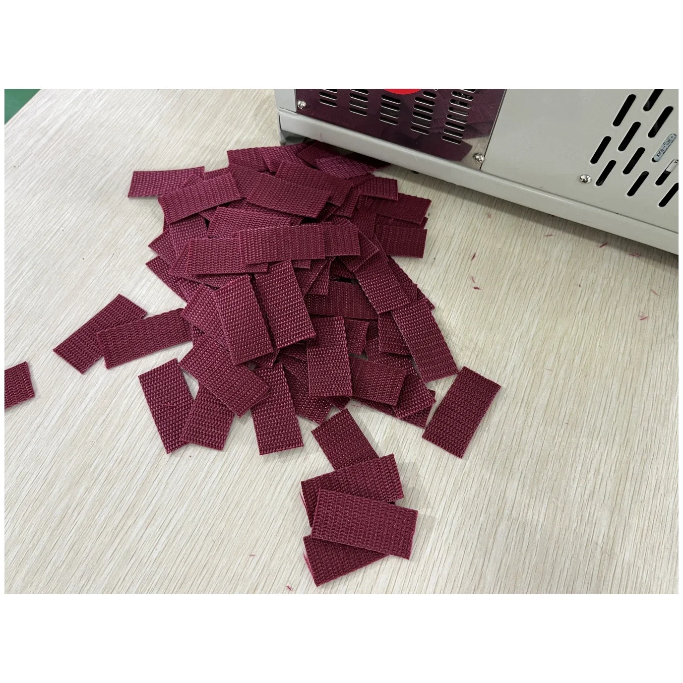 Горячая Распродажа автоматическая машина для резки этикеток горячей и холодной