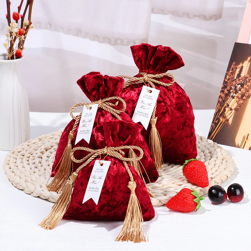 

10PCS Exquisite Velvet Cloth Candy Drawstring Pocket Gift Bags Wedding Birthday Party Gift Bags Trendy Tassel Decorate Candy Bag