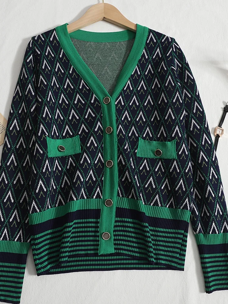 

New Spring Clothes V-Neck Long Sleeve Contrast Plaid Sweater Women's Retro Slim Button Cardigan Top