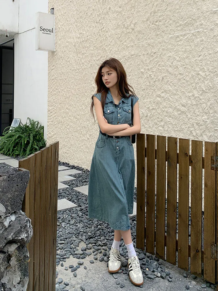 Женское джинсовое платье-поло без рукавов элегантное ТРАПЕЦИЕВИДНОЕ цельное