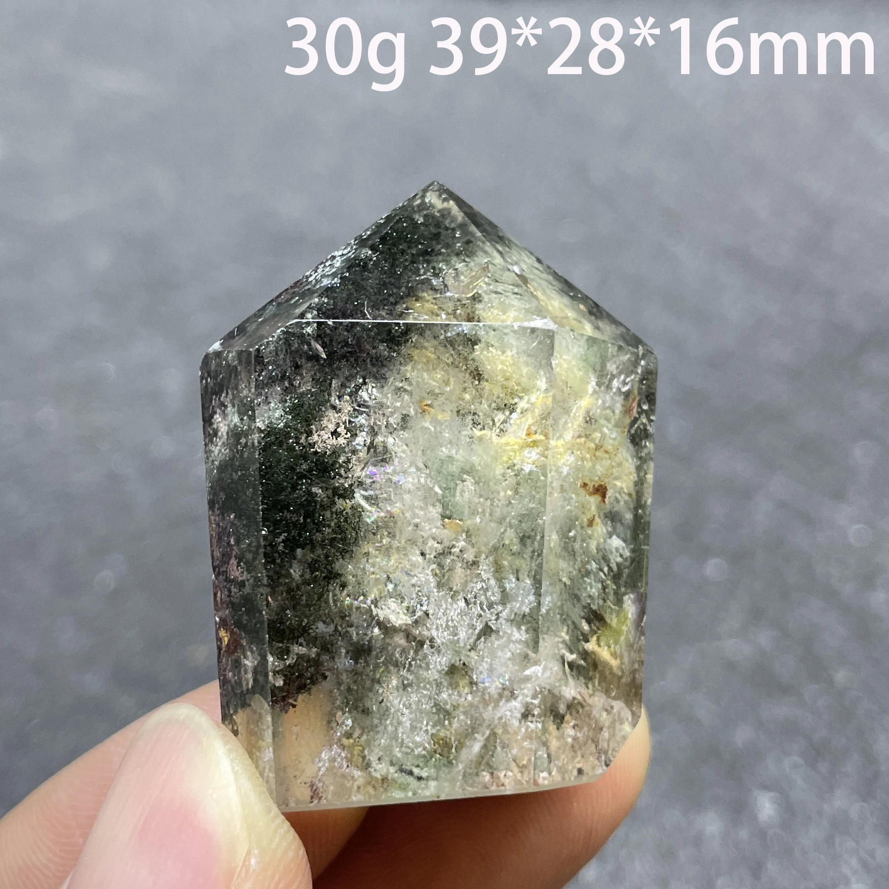 

Хрустальный камень зеленый фантом