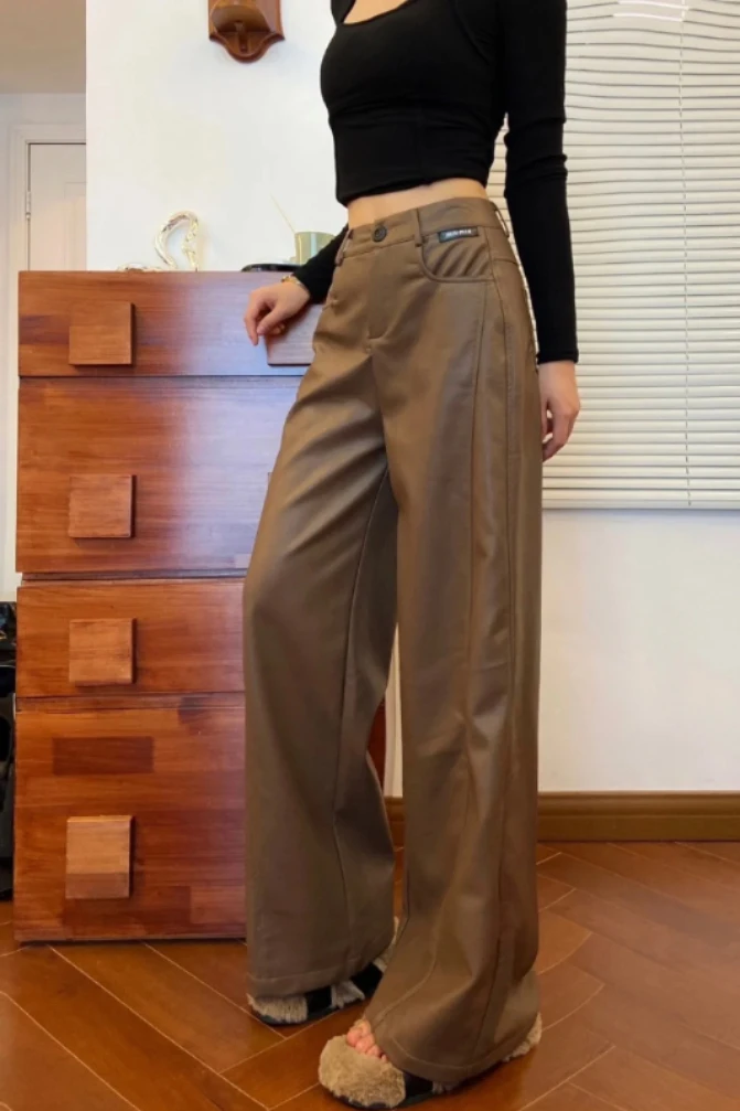 

165485 модные классические модные роскошные дизайнерские осенне-зимние прямые брюки из искусственной кожи с буквенным логотипом для женщин M5