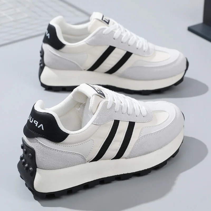 Новые женские универсальные кроссовки на толстой подошве