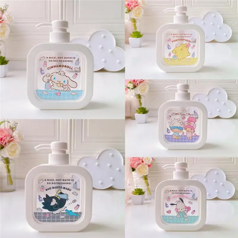 

Sanrioed Kawaii Cinnamoroll My Melody Kuromi Sub-Bottling Cartoon Pattern Hand Sanitizer Travel Portable Dispensing Empty Bottle