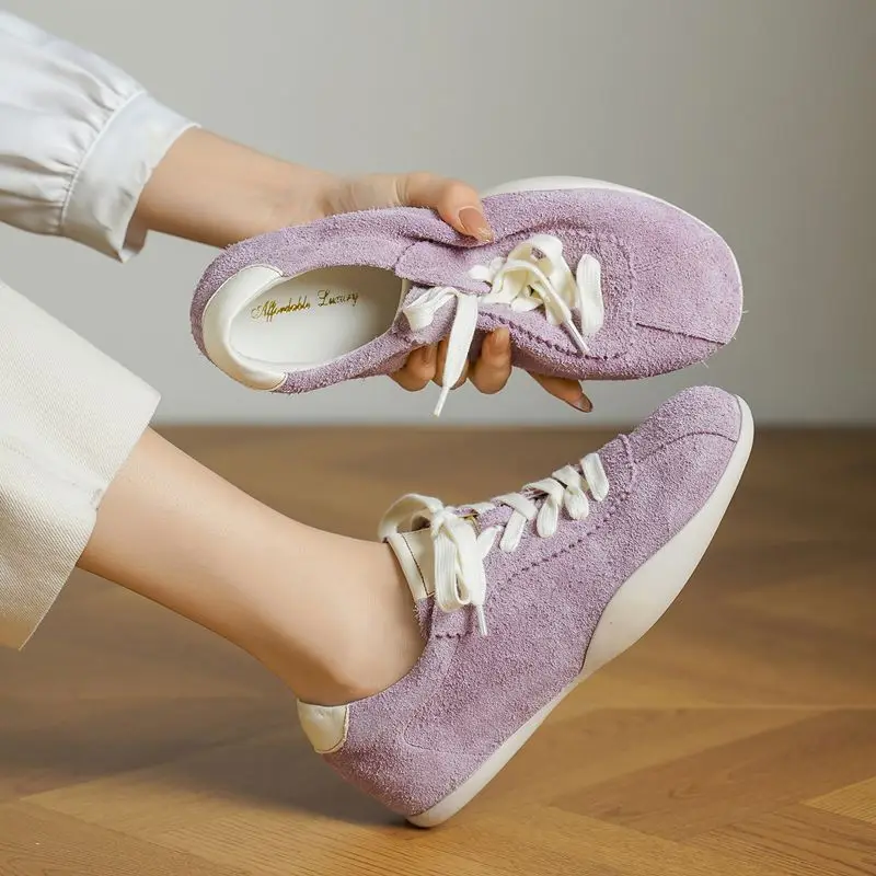 Фото Женские кроссовки MORAZORA Ins Fashion из коровьей замши, весенне-осенние повседневные кроссовки на шнуровке, женская обувь на плоской подошве №3