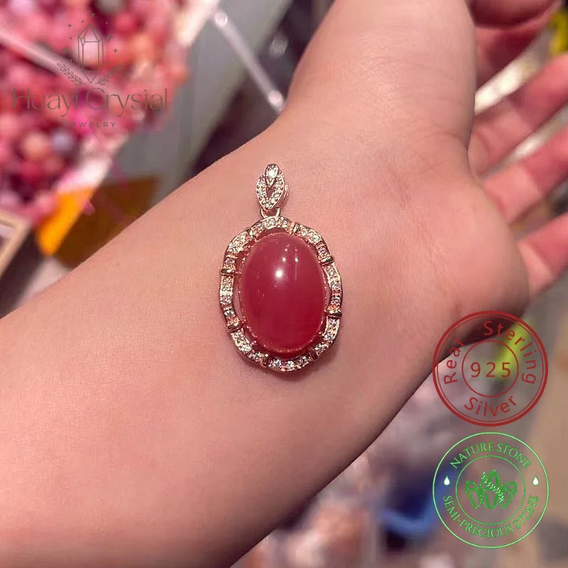 

Natural Yanyuan Agate Halo Pendant With Egg-shaped Zirconia in 925 Sterling Silver and 18ct Gold Plated Fine Jewellery for Women