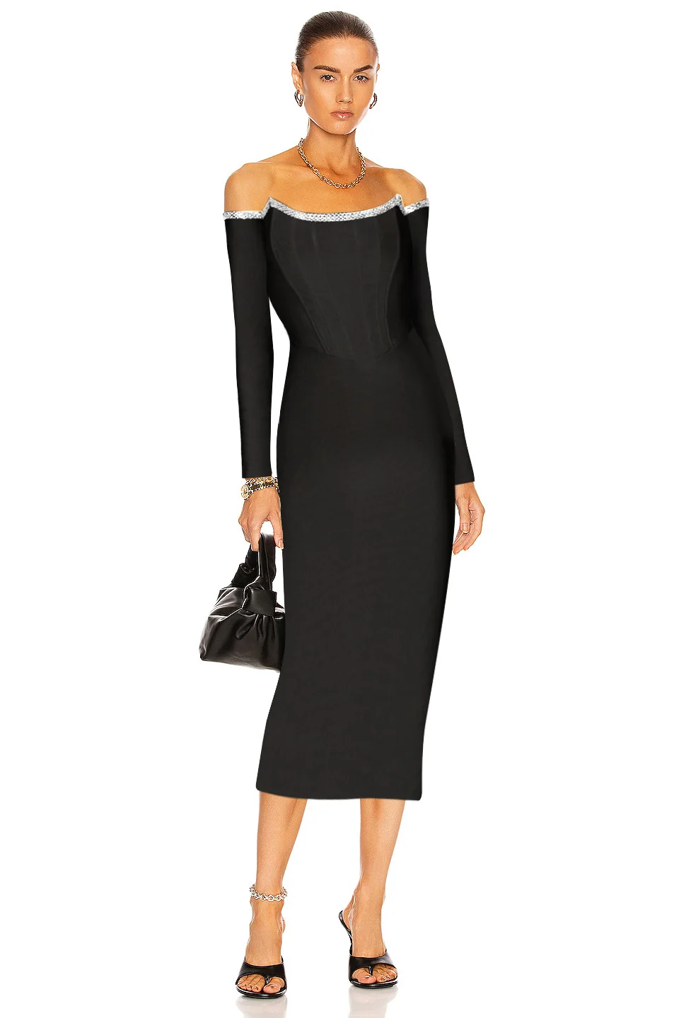 Женское облегающее платье миди с длинным рукавом черное открытыми плечами и