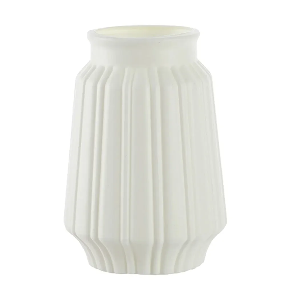 

Пластиковая ваза для цветов синяя