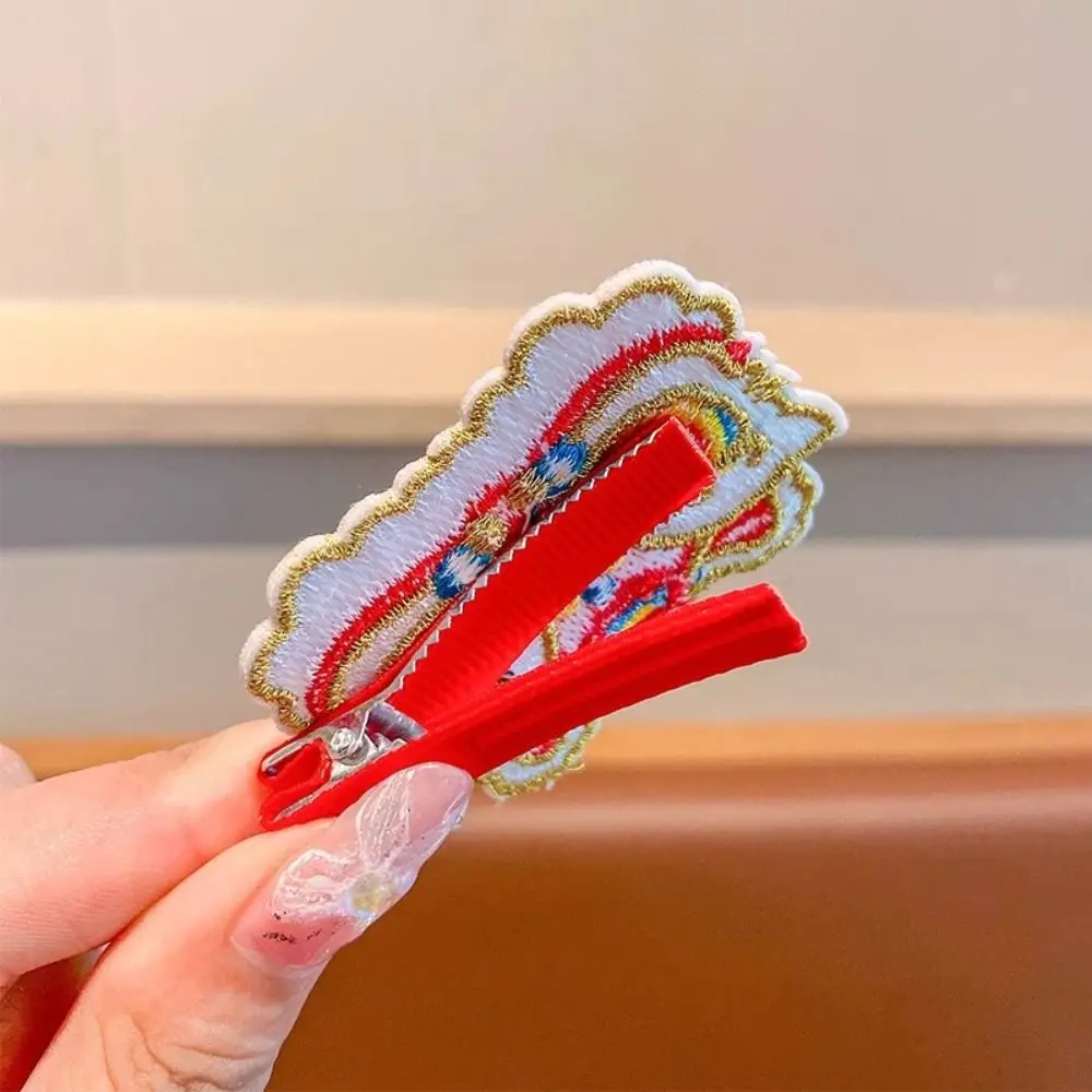 Детская красная заколка с вышивкой танец льва талисман дракон китайский Новый