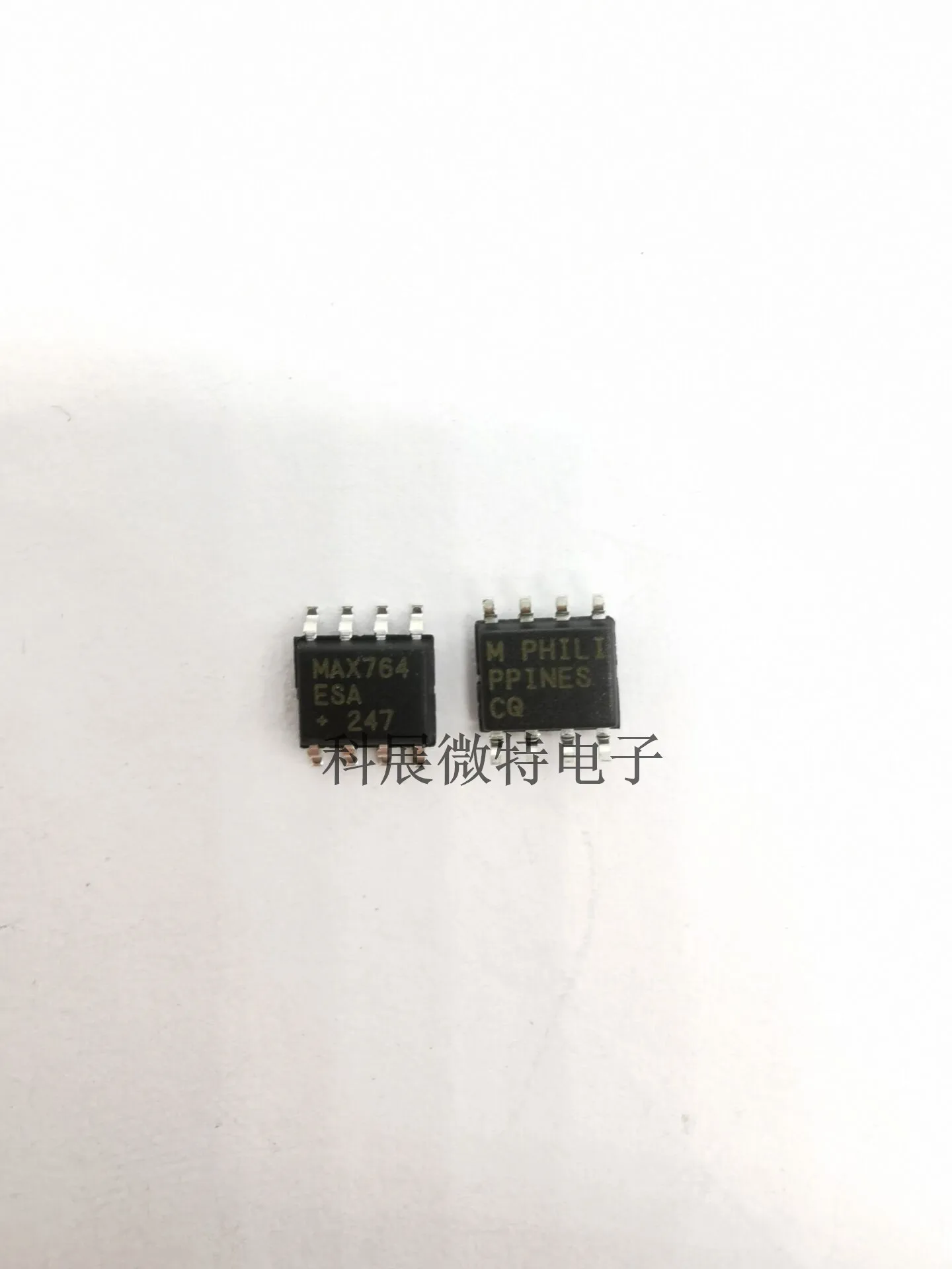 Оригинальный Новый интегрированный чип MAX764ESA MAX764 SOP-8 Оригинальный Новый интегрированный чип MAX764ESA MAX764 SOP-8