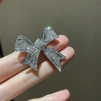 silver color rhinestone bow brooches for women bowknot brooch pin vintage fashion jewelry winter accessories