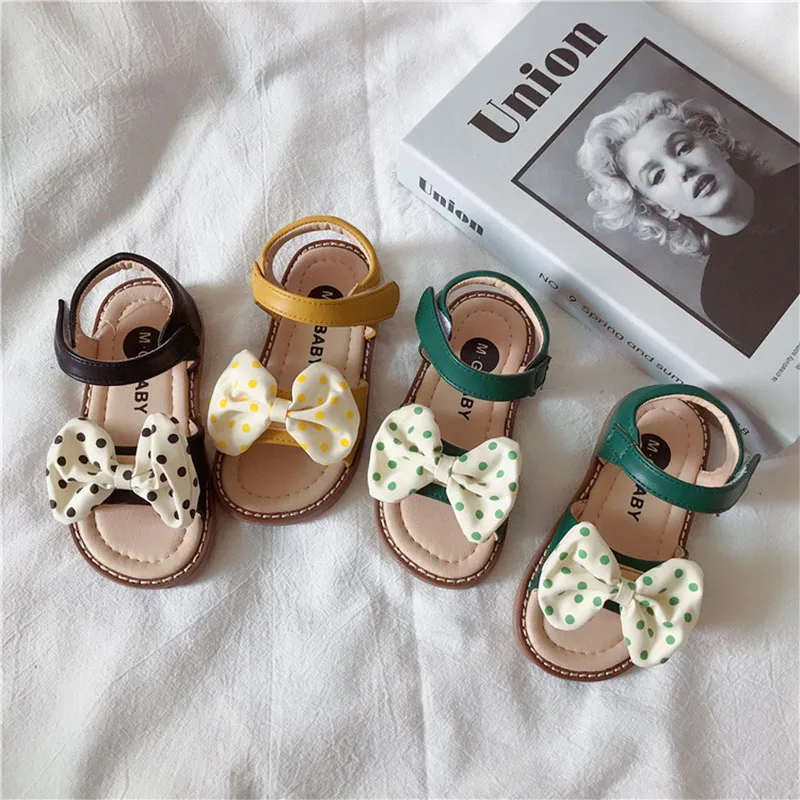

Baby Girl Sandals Cute Polka Dot Bow tie Kids Sandals Girls Summer Wedding Party Pretty Mary Jane Shoes Student Footwear G03083