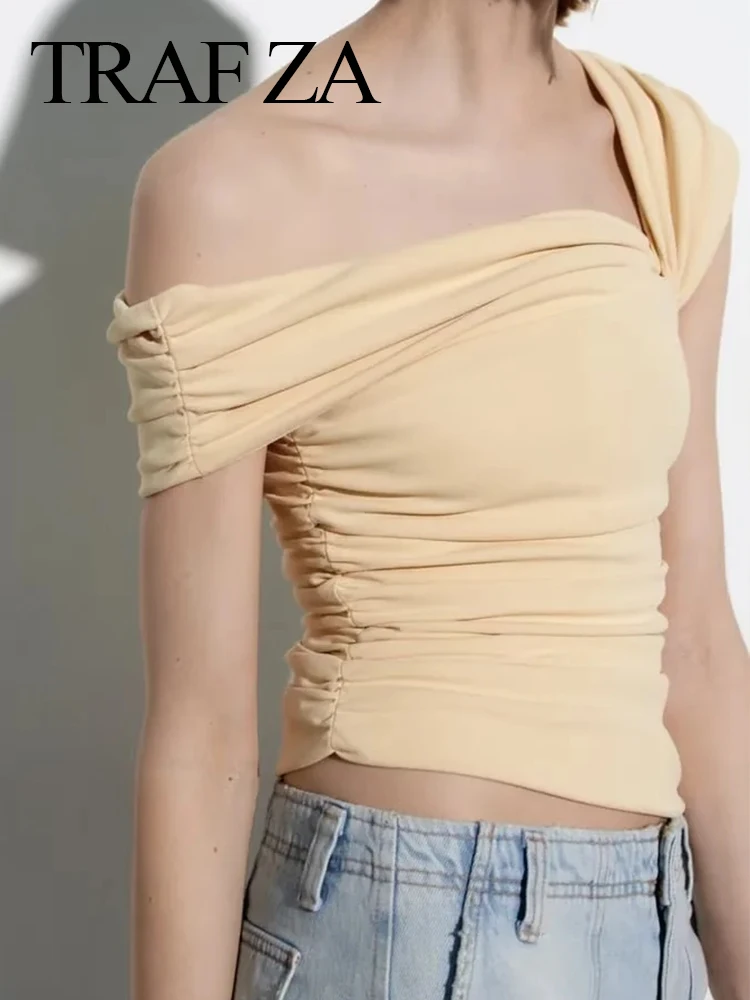 

Женский топ с рюшами и открытыми плечами, без рукавов