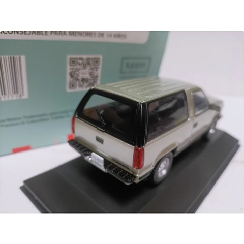 WELLY Chevrolet's Silverado 1996 серебристый металл 1:43