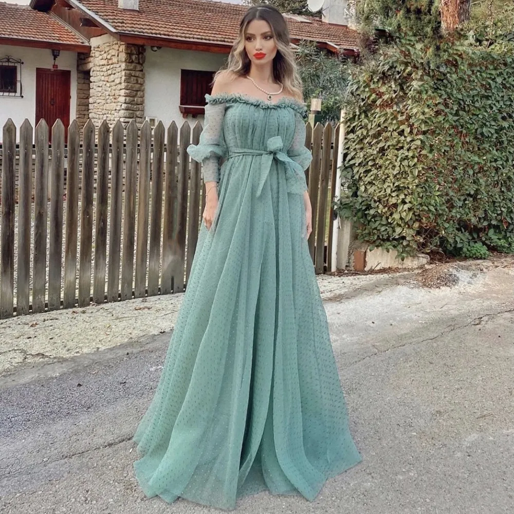 

Turquoise Polka-Dot Evening Dress A-Line Boat Neck Off Shoulder Bow Ruffles Tulle Backless Floor Length Court Train Prom Gown