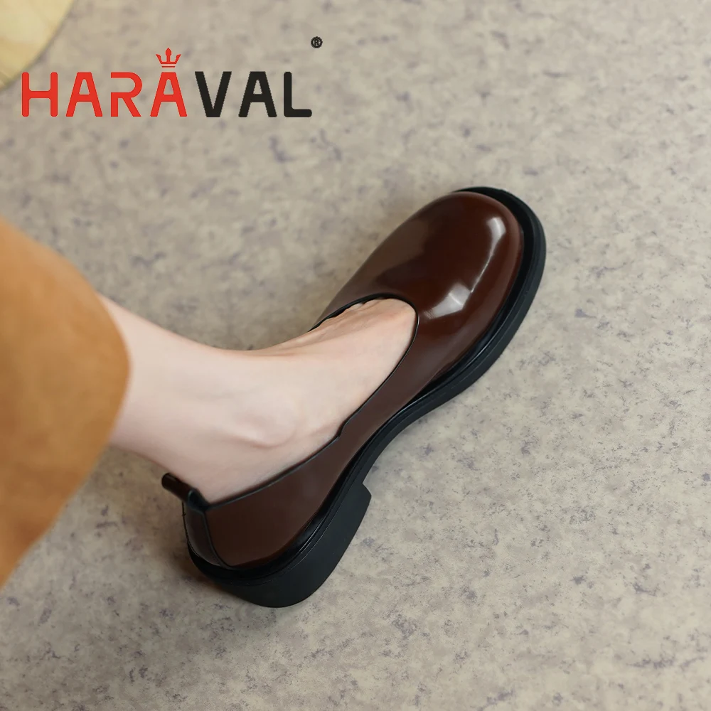 

HARAVAL Lady Simple Casual Pumps Solid Slip On Shoes Women Summer Rounded Toe Low Heels Shoes Patent Leather ElegantW109-1