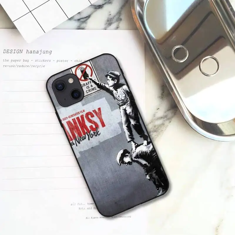 Чехол для телефона ART Graffiti Street Banksy для iPhone 11 12 Mini 13 Pro XS Max X 8 7 6s Plus 5 SE XR Shell on.