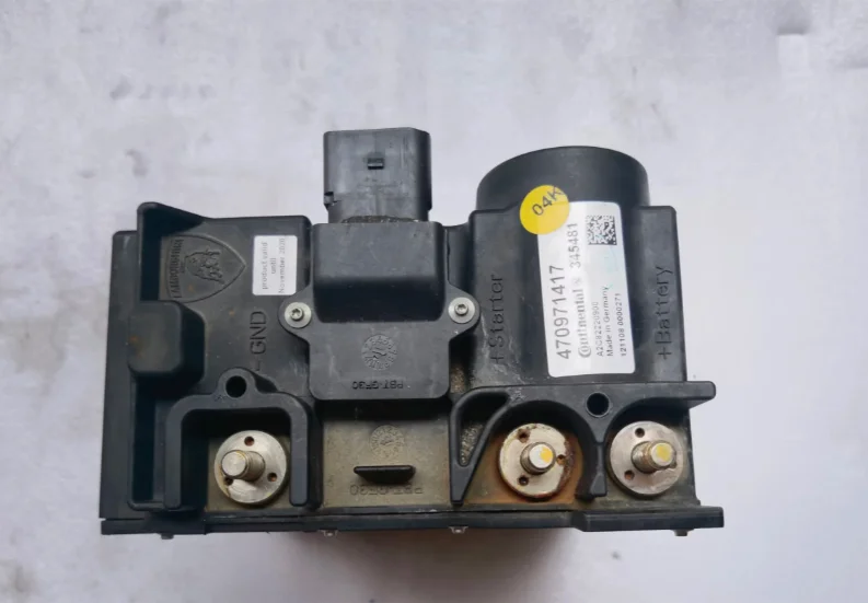 Фото Оригинальный б/у ULTRACAPACITOR POWER BOX START STOP для Lamborghini Aventador OEM 470971417 №2