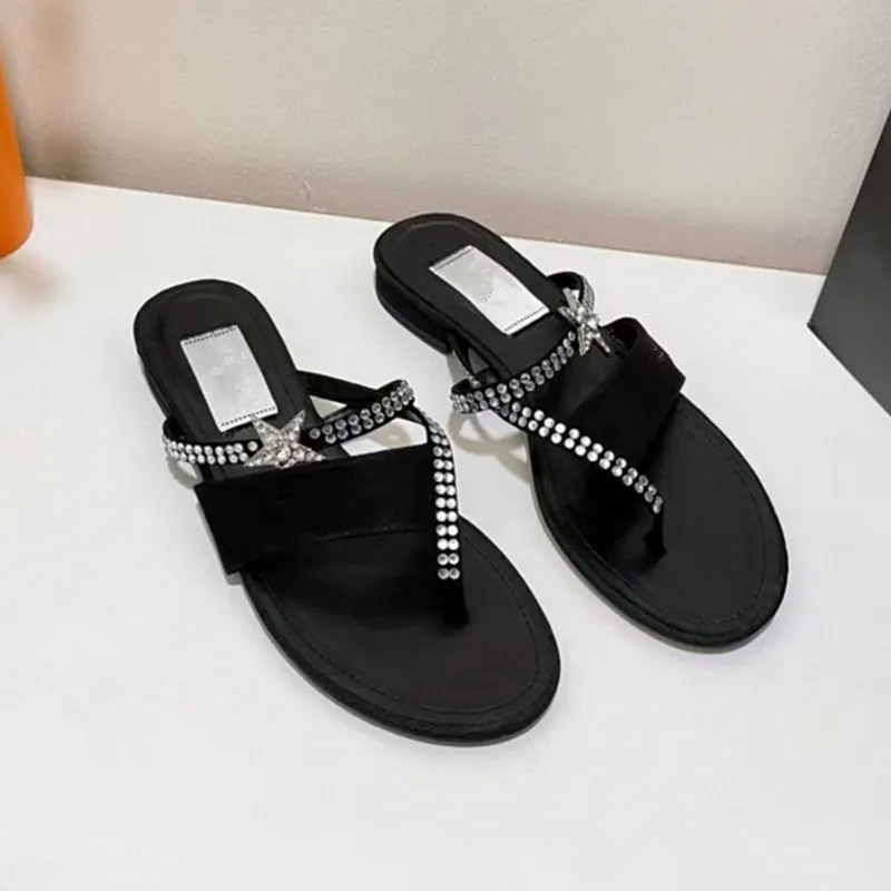 

Fashion Rhinestone Flat Sandals Women 2022 Summer Fashion New Outer Wear Slippers Ladies White Beach Shoes Lady Flip Flops