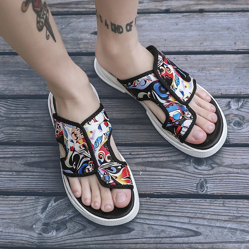 

Мужские 39 шлепанцы для пляжа, Мужская Новая модная летняя обувь 2020, мужские слипоны с открытым носком, дышащие сланцы, Вьетнам