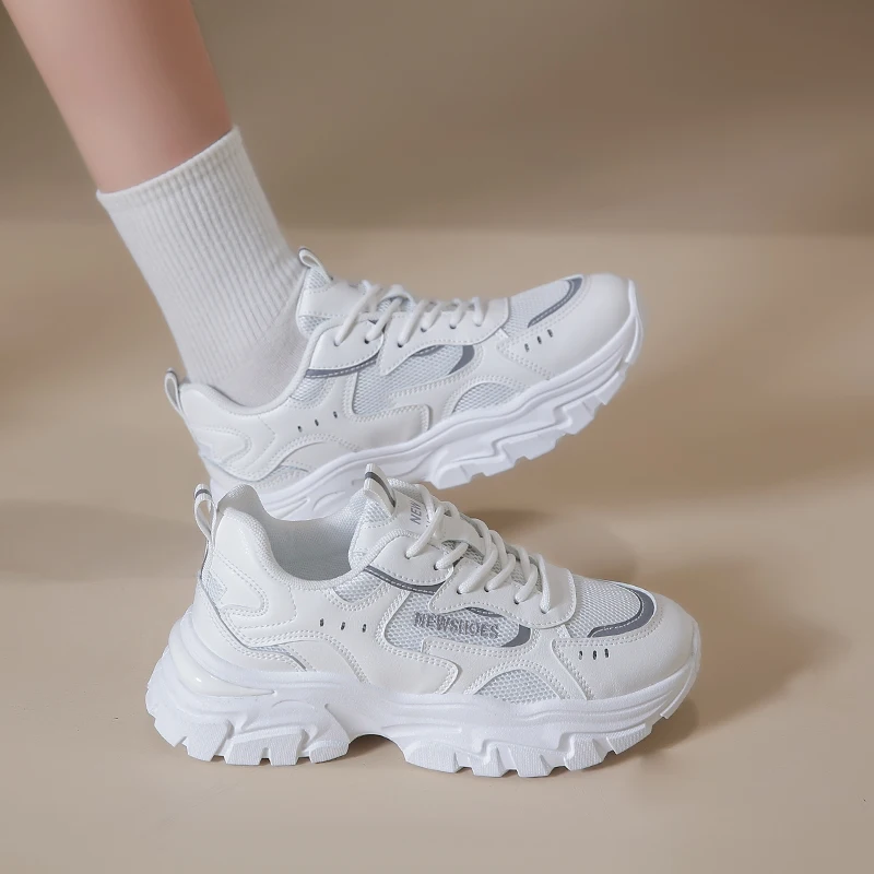 Height Increasing Chunky White Sneakers Women Platform New Breathable Athletics Walking Sports Running Baskets Femme Golf Shoes