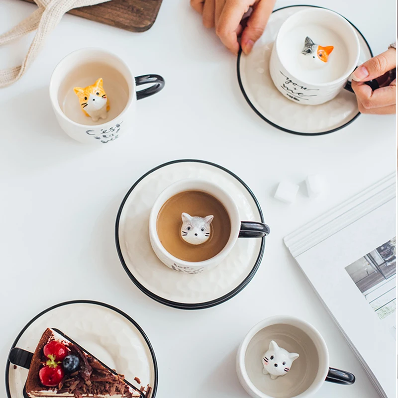 Керамическая кружка креативная мультяшная рельефная с маленькими животными