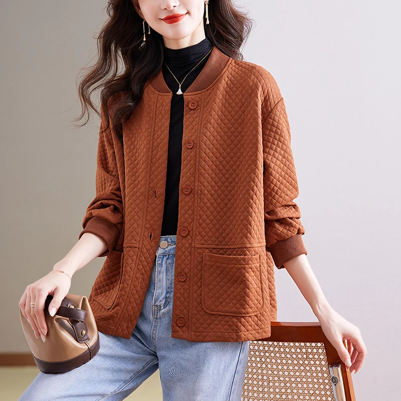 

Куртка женская осенне-зимняя тонкая трикотажная с длинным рукавом и карманами