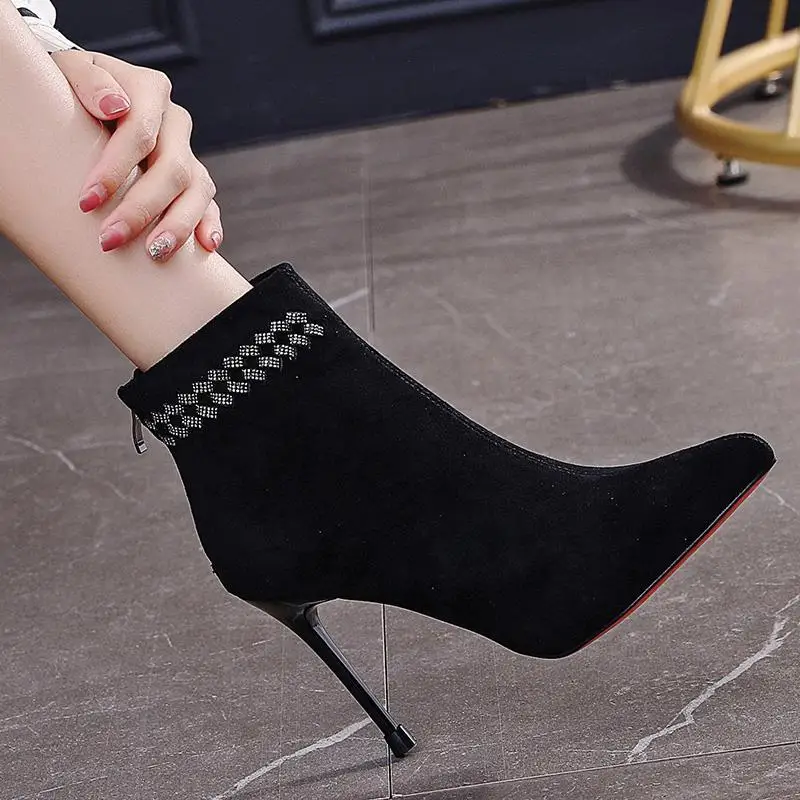 

New Women's Boots Internet Celebrity Rhinestone Stiletto Women's Ankle Boots Autumn and Winter Short Dr. Martens Boots Back Zipp