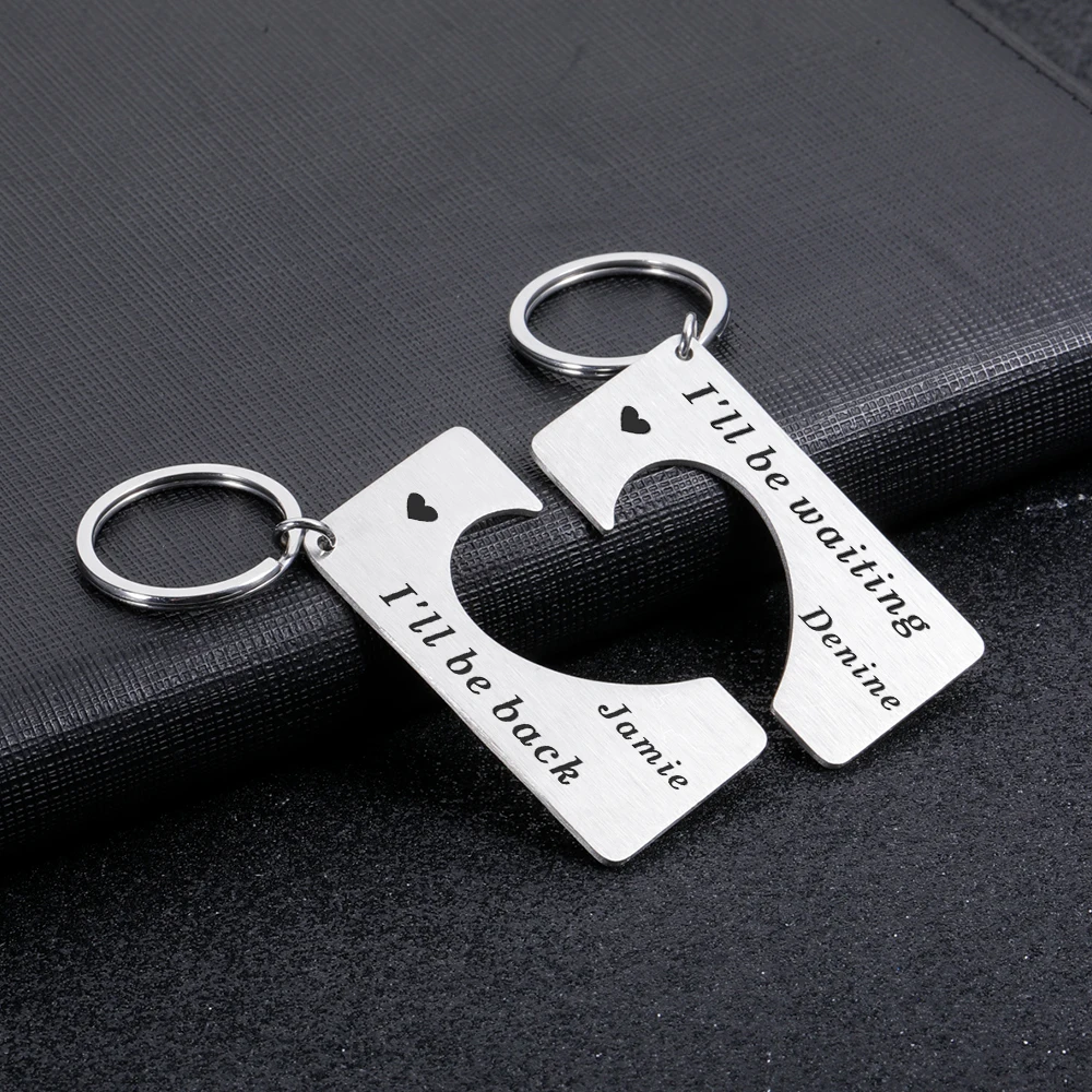 

2PCS Couples Keychain Custom Name Personalized Key Chain for Boyfriend Husband Long Distance Relationship Valentine’s Day Gifts
