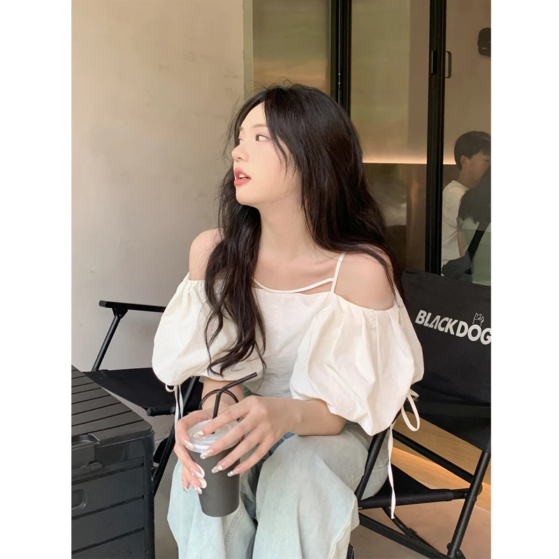 

Off shoulder bubble sleeve shirt women's summer 2022 new design sense French minority off shoulder short sleeved top