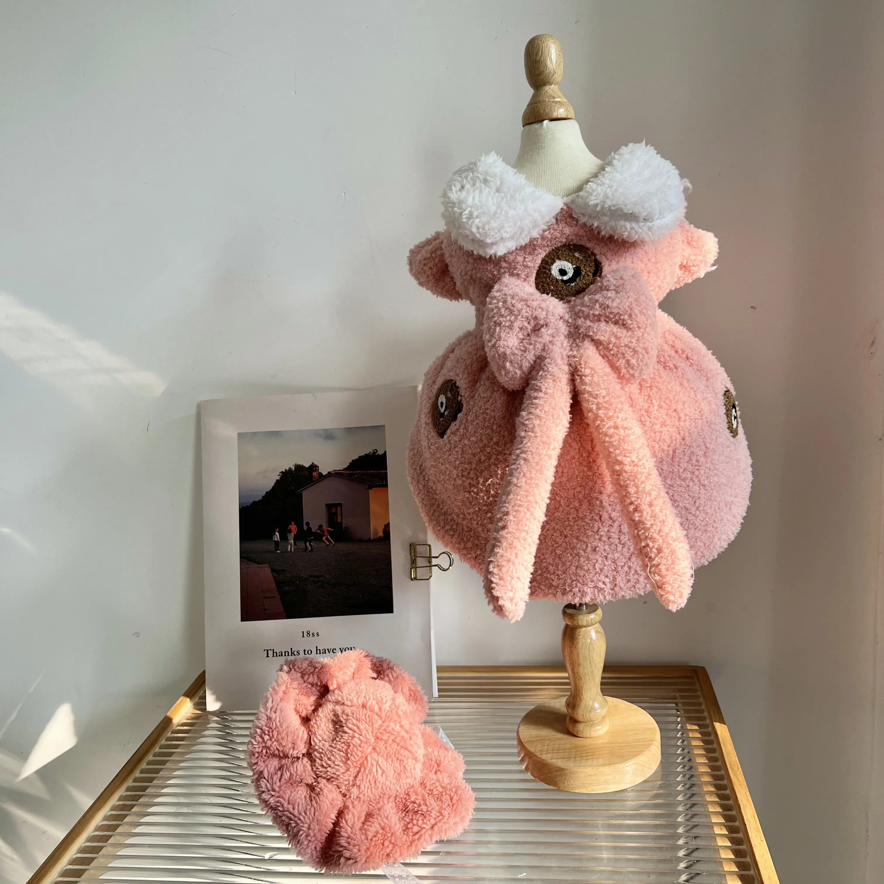 

Оригинальное платье принцессы ручной работы на заказ для собак и кошек с бантом на осень и зиму, Мальтийский бишон