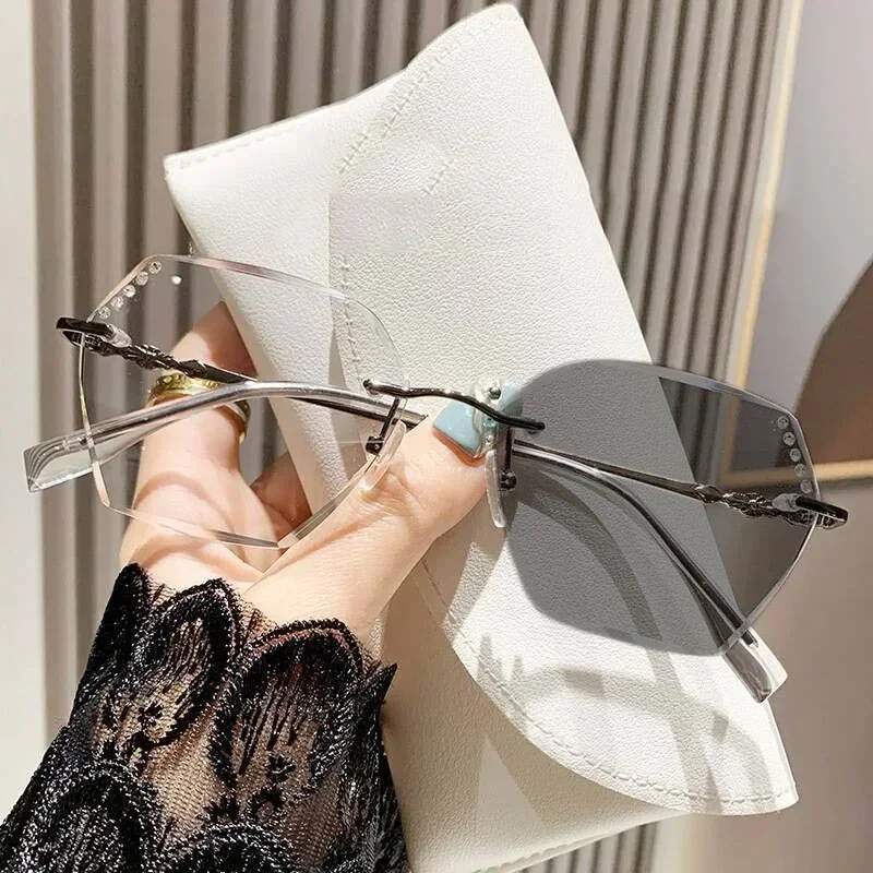 Очки для близорукости без оправы фотохромные меняющие цвет в оправе оверсайз