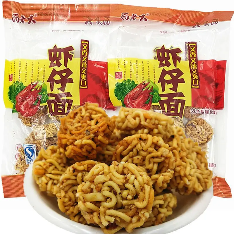 

Crispy small meatballs with noodles and prawns