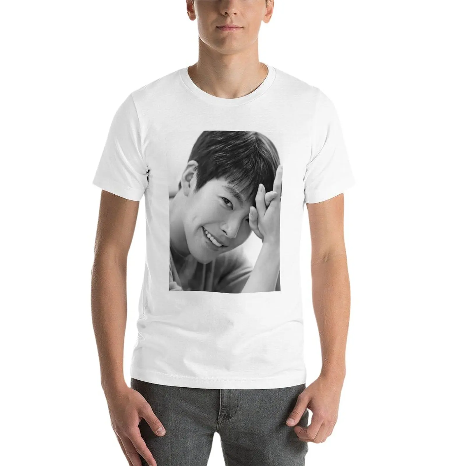 Новая футболка Ким Ву Бин-В17 кавайная одежда великолепная Мужская с длинным