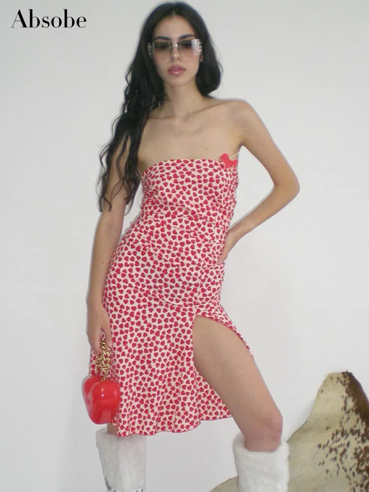 Женское платье-миди с открытыми плечами бантом и открытой спиной