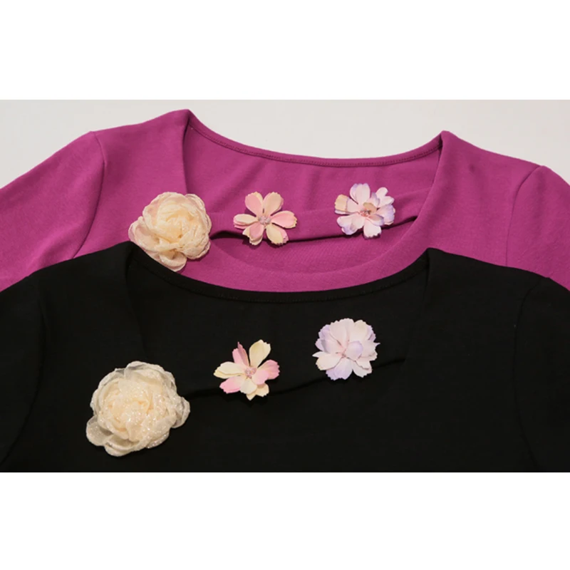 Женская хлопковая футболка с коротким рукавом круглым вырезом и объемными