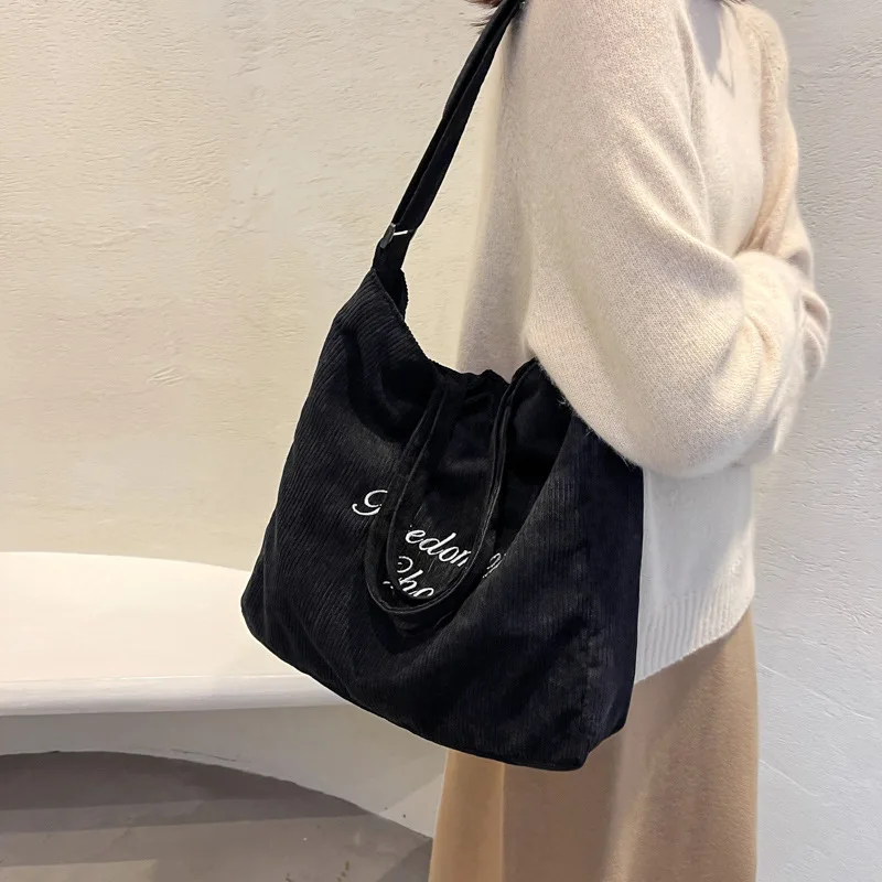 

New Embroidery Design Lazy Style Shoulder Bag Handheld Simple Shoulder School Bag Corduroy Bag