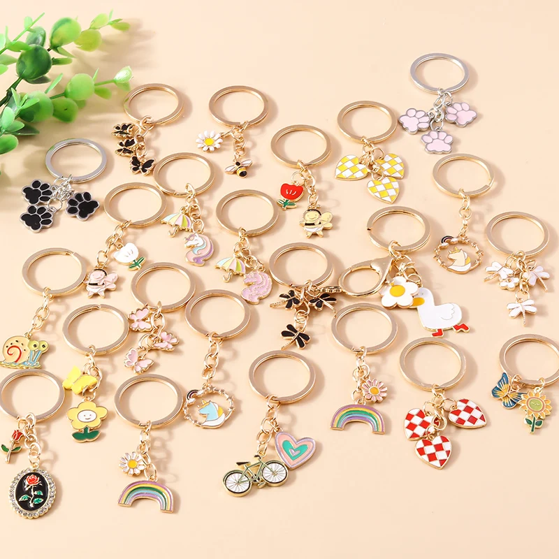 

Cute Enamel Heart Animal Flower Keychains Paw Bee Butterfly Unicorn Fish Keychains Bags Pendants Summer Beach Souvenir Gifts