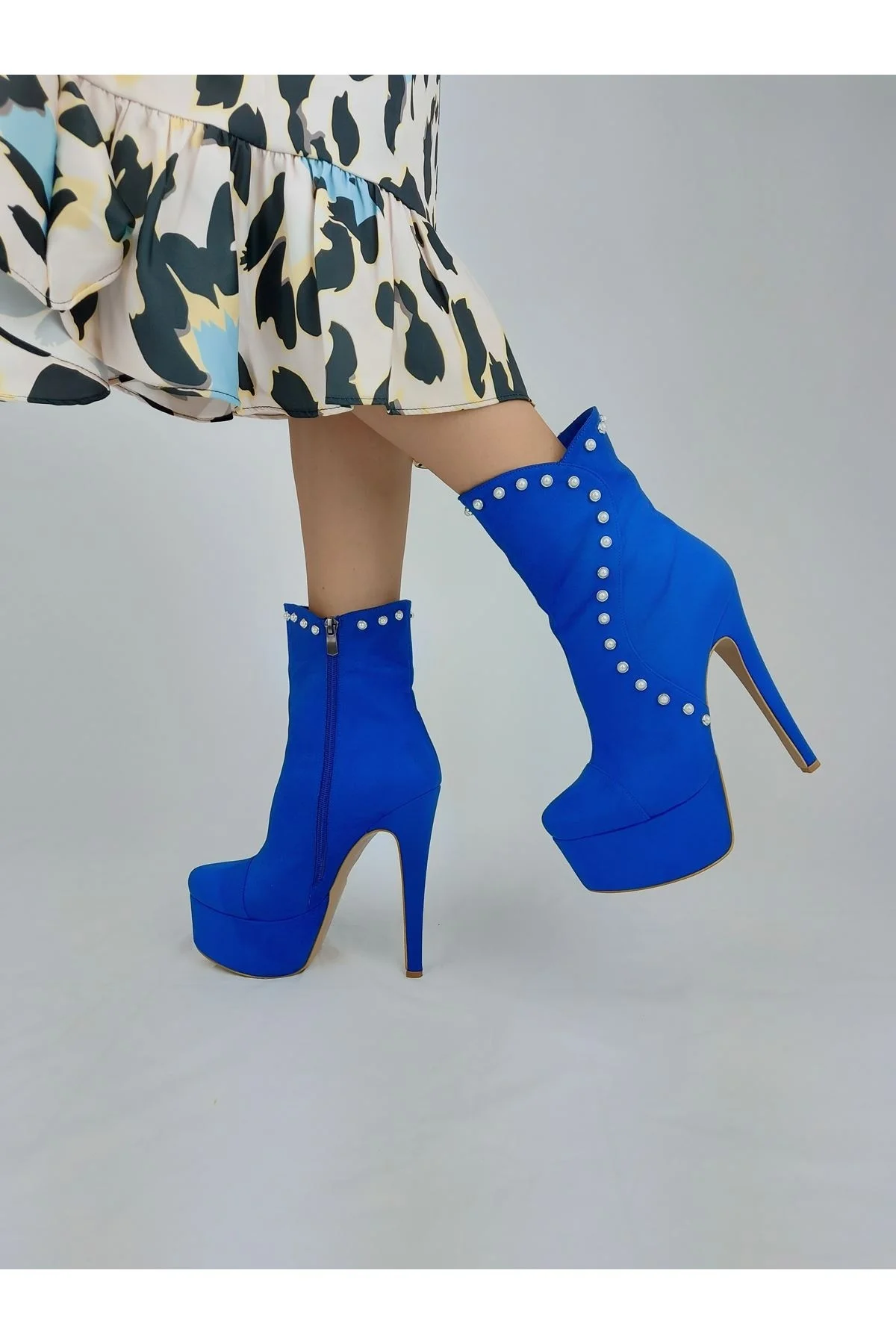

Maude Pearl Detailed Sax Blue Suede High Heels Boots
