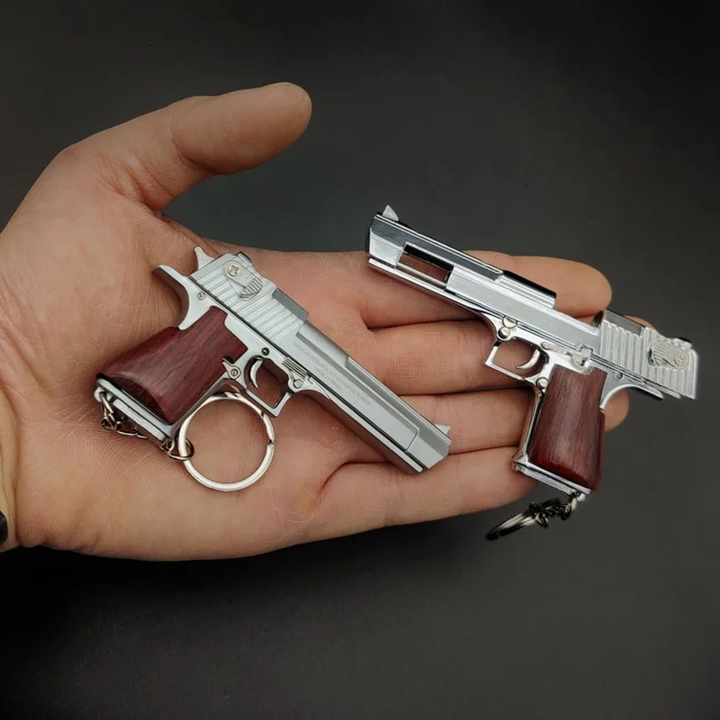 

Miniatures Gun 1:3 Desert Eagle Pistol Gun Miniature Model Keychain Toys Craft Full Metal Shell Alloy Not Shooting Boy Gift