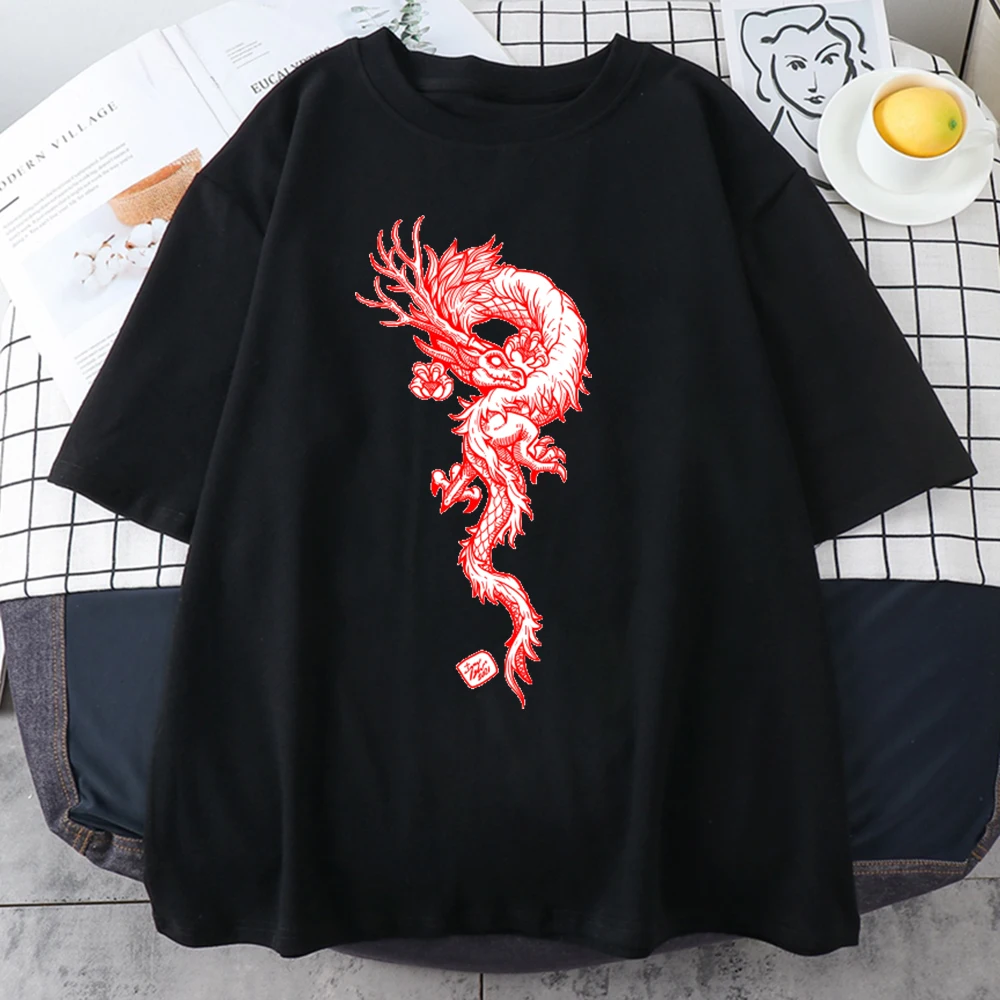 

Женская футболка Lucky Cloud Red Dragon Totem Pirnted футболка большого размера o-образный вырез женская футболка креативный бренд летние топы Модные