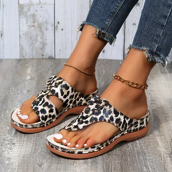Clip Toe Women Summer Sandals Leopard Flat Bottomed Slip On  Flip Flops Sandals With Arch Support Fashion Beach Style Shoes 1