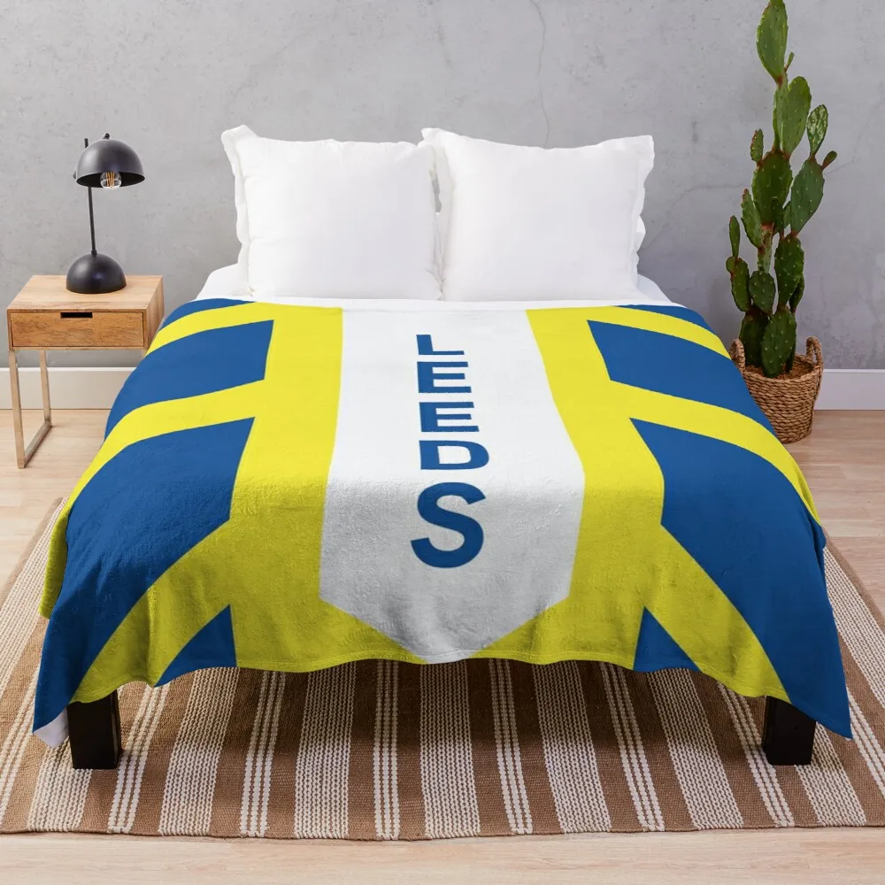 

Leeds United Aesthetic Faux Fur Blanket Fluffy For Beds Picnic Throw Blankets