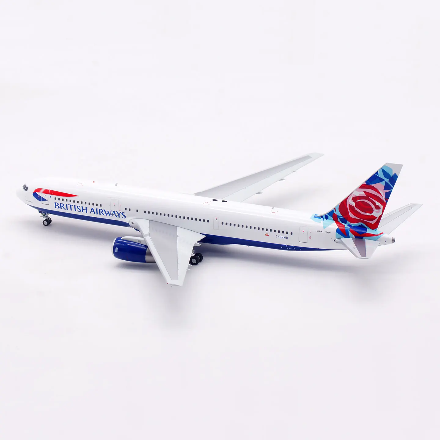 Фото B-763-BA-NWB Коллекционная модель самолета из сплава, подарок, масштаб 1:200, BRITISH AIRWAYS Boeing B767-300, литая модель самолета G-BNWB №5
