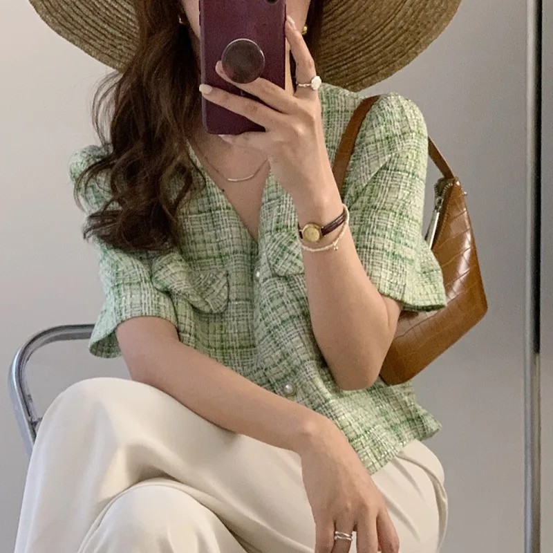 

WDMSNA Thin Short Sleeve Jacket Women Korean Summer Fashion V-Neck Woman Jacket Sweet Woven V-neck Pearl Button Short Coat