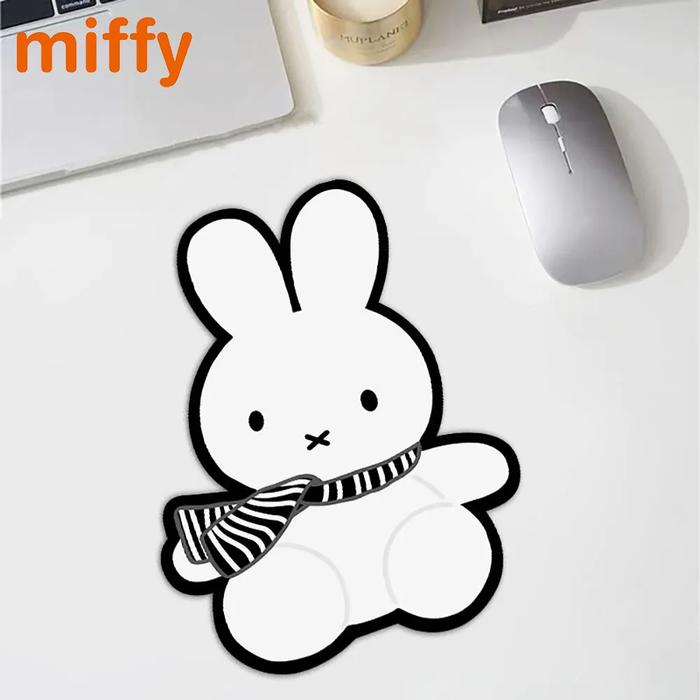 Фото Kawaii Miffy милый коврик для мыши с мультяшным кроликом и принтом, офисный стол, портативная компьютерная клавиатура, нескользящий настольный коврик, подарок для девочки №1