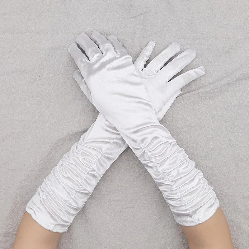 Рисунок 4 - Разноцветные женские черные